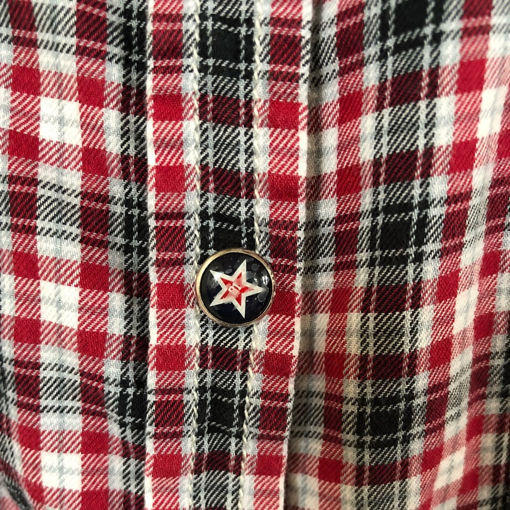 I❤️H81 Red/White/Blue Plaid Button Down Shirt